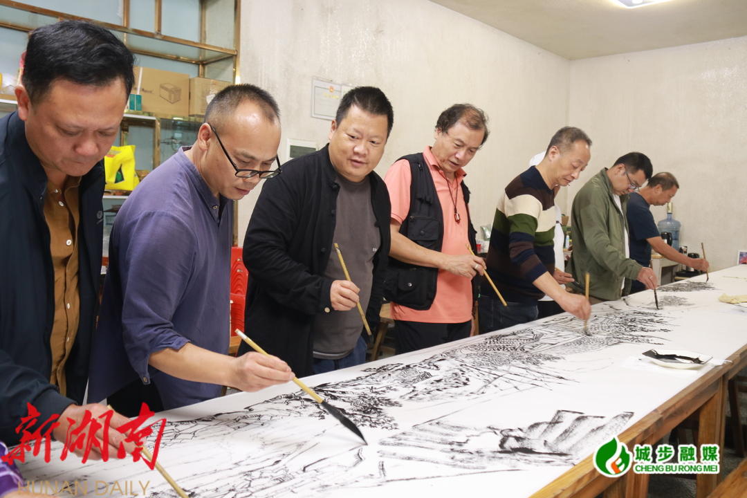 湖南省湘江书画院城步写生创作基地揭牌仪式暨釆风写生活动在廊桥水岸举行_邵阳头条网